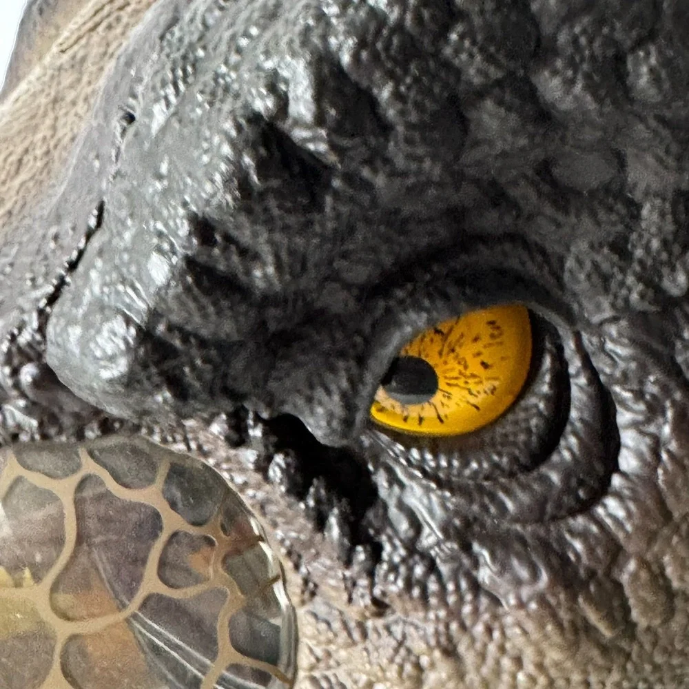 Jurassic World Dominion Chomp‎ N Roar Tyrannosaurus T Rex Dinosaur Mask